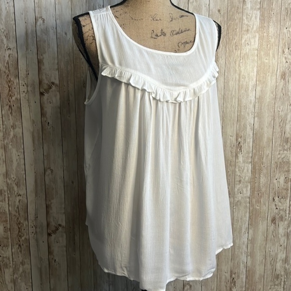 🐺a.n.a. Ruffle White Tank Top
